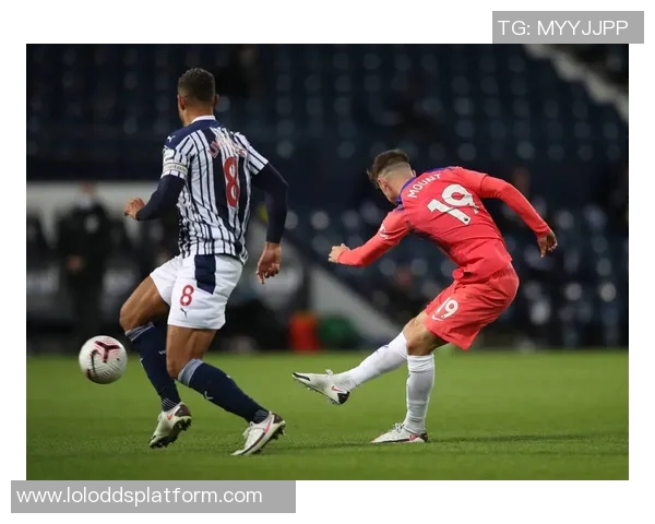 意甲激战:莱比锡顽强逼平曼城引发全场惊呼 意甲激战:莱比锡顽强逼平曼城引发全场惊呼