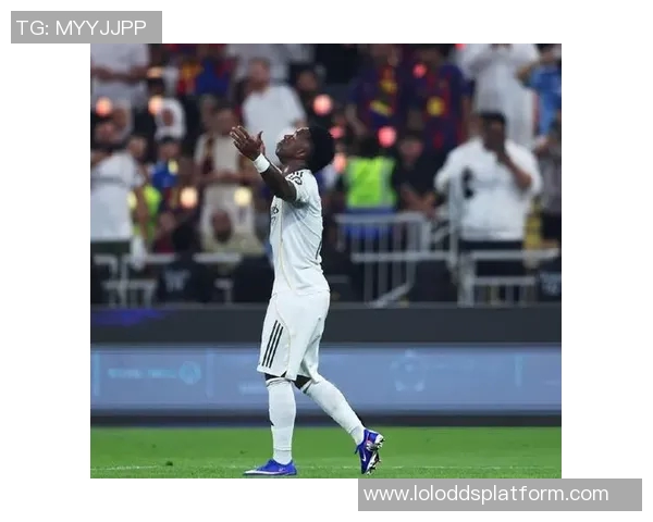 德甲焦点战平皇马与巴萨争议判罚引发全场热议