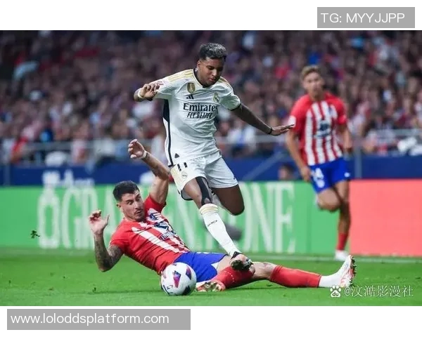 中超激战尤文图斯与皇马战平精彩扑救引发全场沸腾